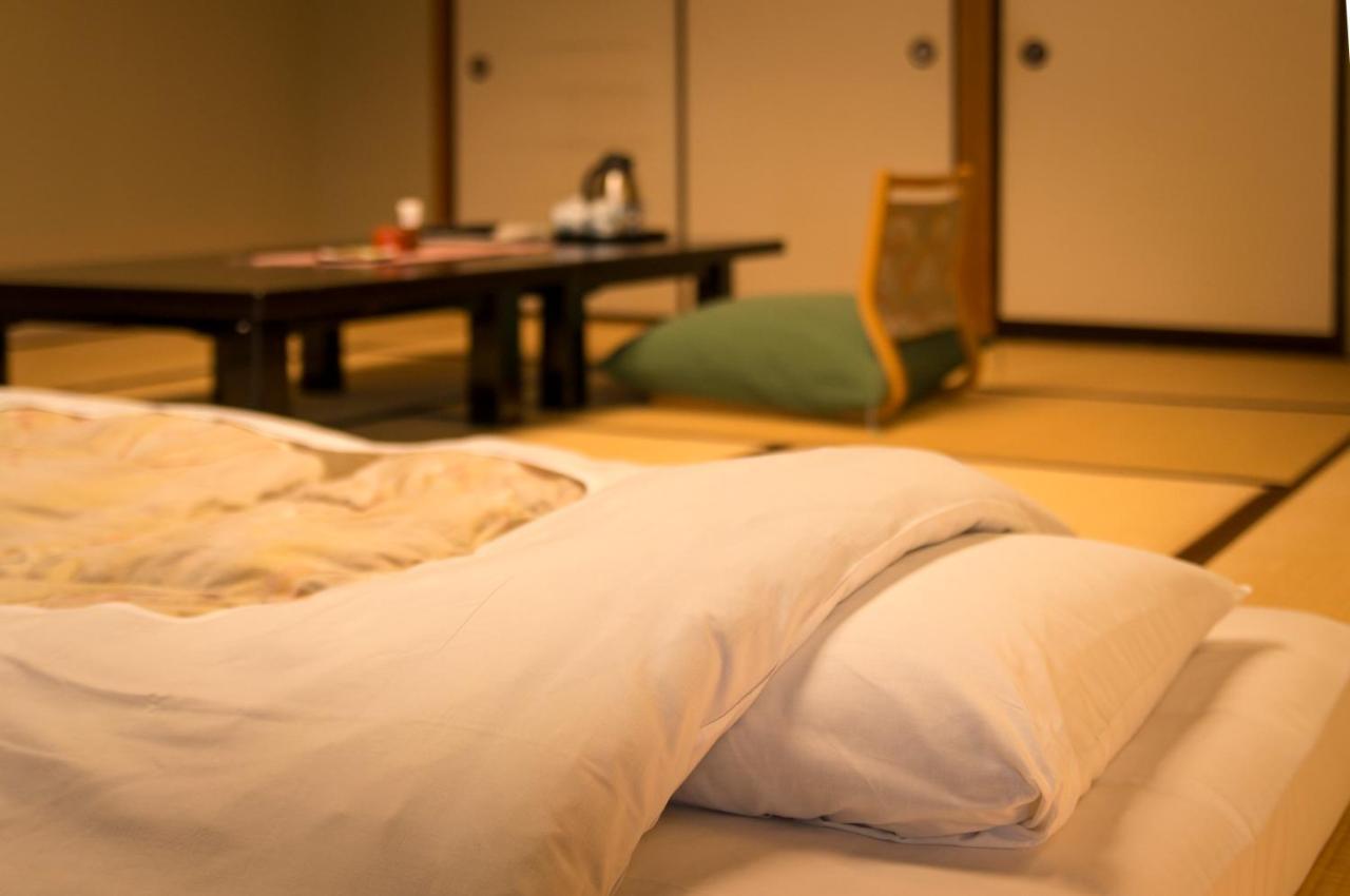 Shosenkaku Kagetsu Hotell Yuzawa  Eksteriør bilde